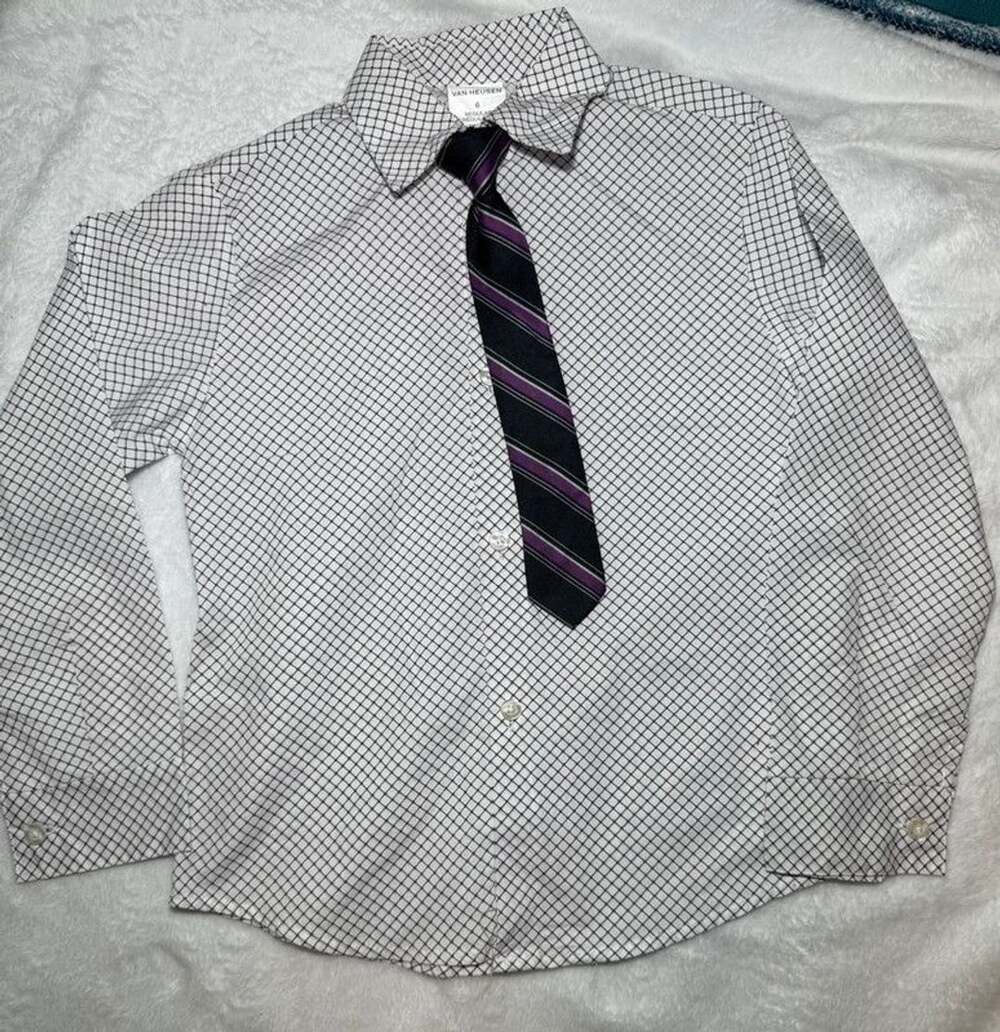 Boys Dress shirt w/ Tie van heusen size 6
